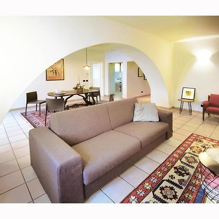 Due Dei Mille. Incantevole Casa In Centro Ad Alba Exteriér fotografie